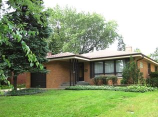 218 S Wilmette Ave, Westmont, IL