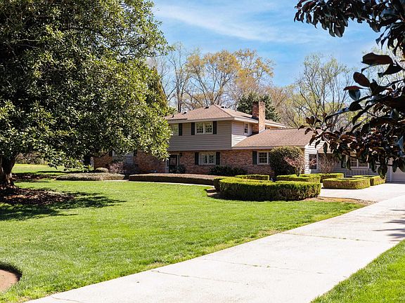 4th image of 731 Parkins Mill Rd