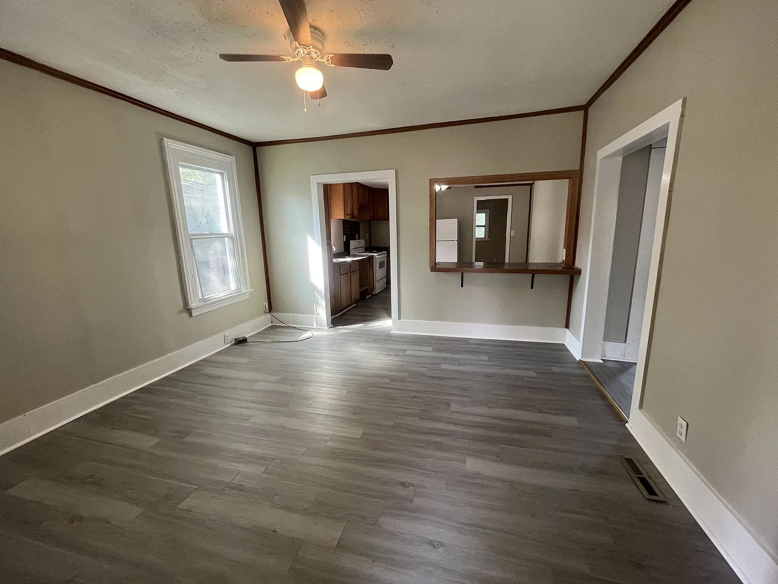 915 Doolin - 1 — Photo 2