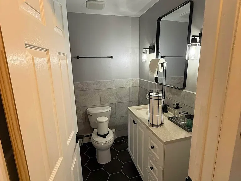 10600 S Depot St #2A — Photo 3