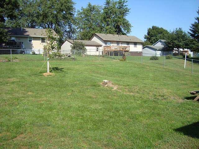 2nd image of 304 Crestview Dr