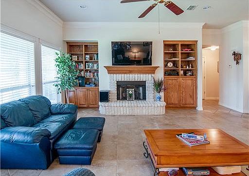 5th image of 6205 Stratford Cir