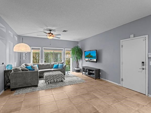 5th image of 11381 Lakeview Drive