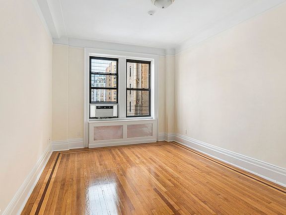 5th image of 260 W 72nd St APT 7D