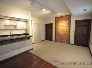 37 E Russell St #B, Columbus, OH 43215