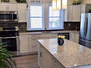 22 Northumberland Rd, Pittsfield, MA 01201