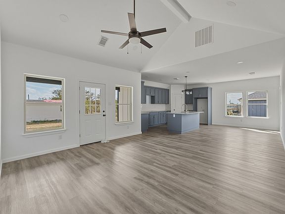 4th image of 182 Brookview Dr