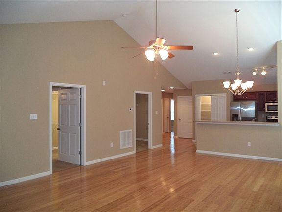 3rd image of 2839 Mossy Oaks Ln