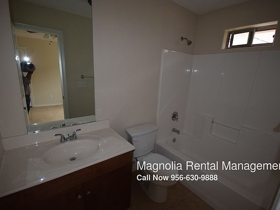 4th image of 3906 Sheraton Ave APT A