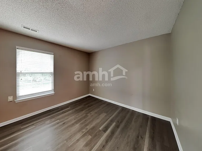 5641 Winslow Ave NW — Photo 14
