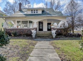 401 E State St, Lovington, IL 61937