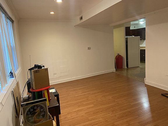 2nd image of 1714 W Touhy Ave APT A1n