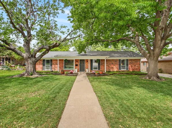 6304 Whitman Ave, Fort Worth, TX 76133