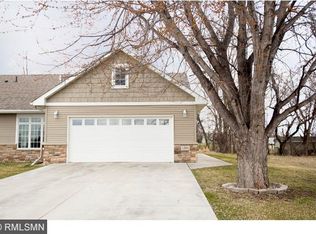 1200 Cypress Dr, Annandale, MN 55302