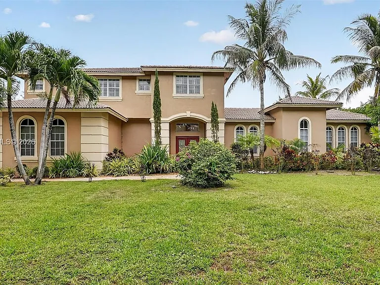5960 NW 79th Way — Photo 3