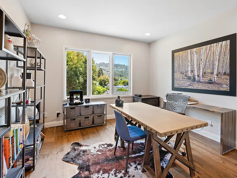 2363 Avenida De La Playa — Photo 43