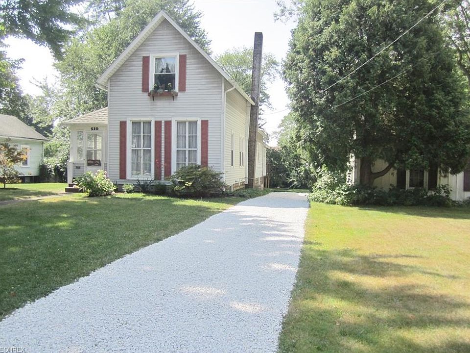 1st image of 510 W Main St