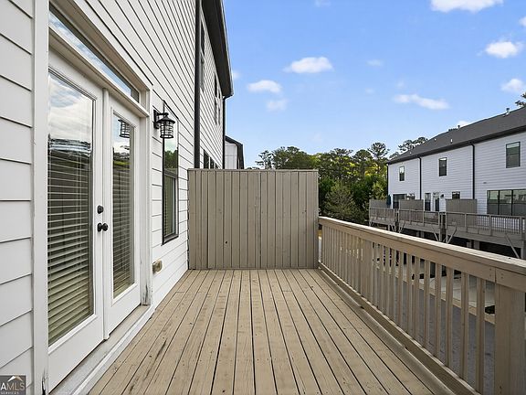 5th image of 3176 Kincaid Dr