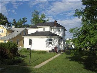 3rd image of 735 Wayne Ave