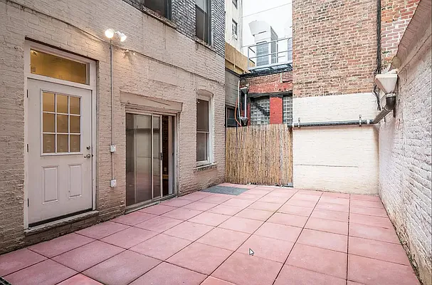 Rented by Compass | media 20