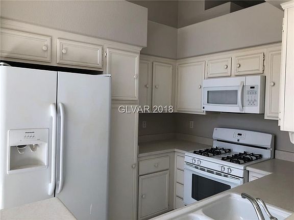5th image of 7420 Fencerow St