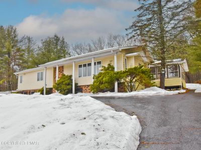 110 Saddle Ct, Stroudsburg, PA, 18360
