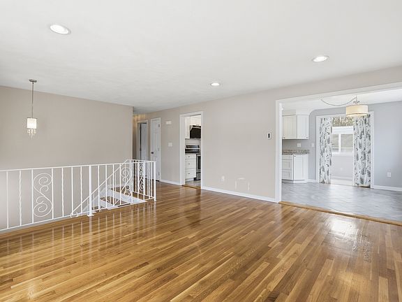 5th image of 5 Henry Ave