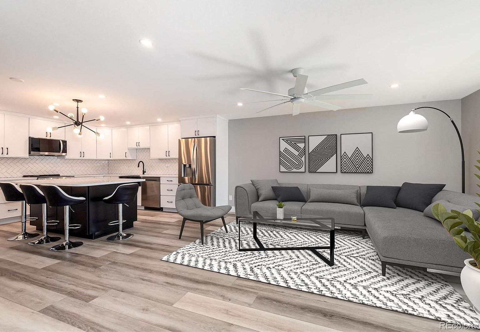 13991 E Marina Drive Bldg 241 #105