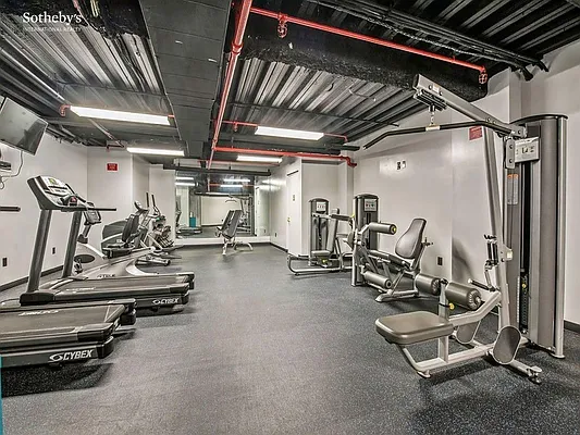 Rented by Sotheby's International Realty | media 23