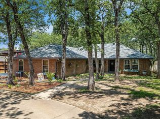 6908 Crane Rd, Fort Worth, TX 76182