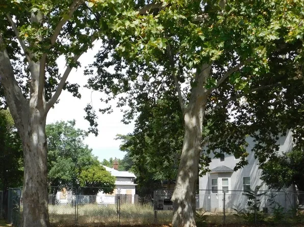 1030 Washington St, Red Bluff, CA 96080