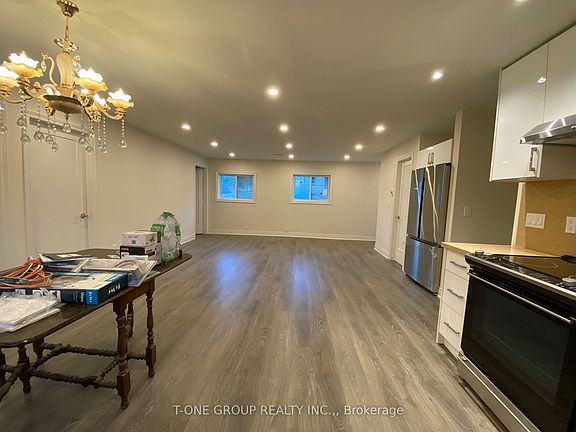 4th image of 355 Eagle St #C