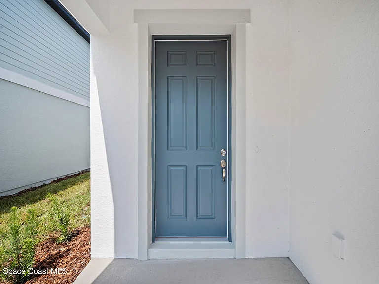 4374 Masthead Ave — Photo 4