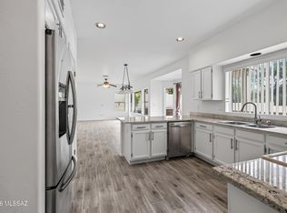 156 S Eastern Dawn Ave, Tucson, AZ 85748