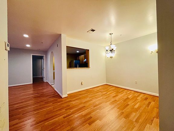 3rd image of 15311 Diamond Cove Ter APT G