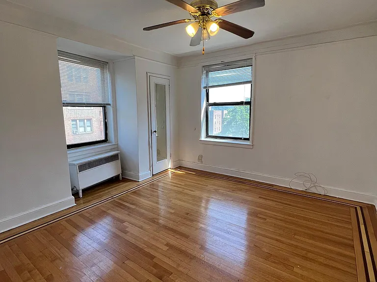 1 Broad Pkwy #7J — Photo 4