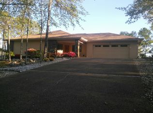 42 Coronado Ln, Hot Springs Village, AR 71909