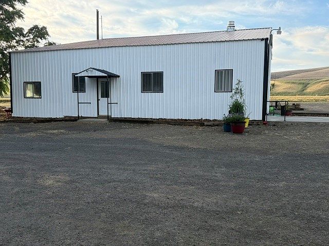 1st image of 340 Dewitt Rd