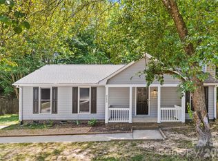 8200 Chrisbry Ln, Charlotte, NC 28215