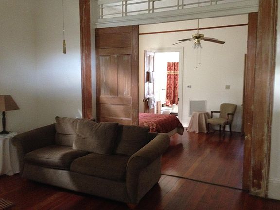 2nd image of 2857 Grand Ave #B