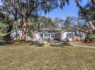 167 Saint Clair Dr, Saint Simons Island, GA 31522