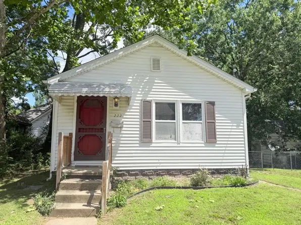 222 W Park St, Harrisburg, IL 62946