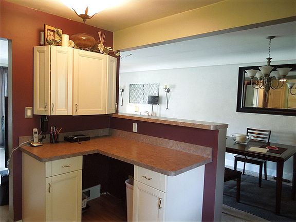 5th image of 33822 Sleepy Hollow St