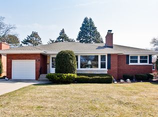 703 S William St, Mount Prospect, IL