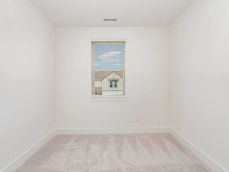 728 Caraway Ln — Photo 14
