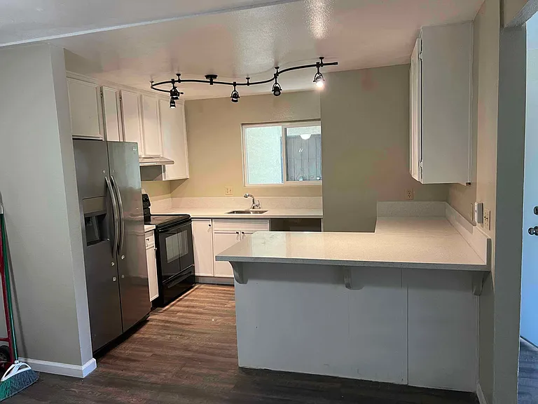 520 Myrtlewood Ct #2 — Photo 12
