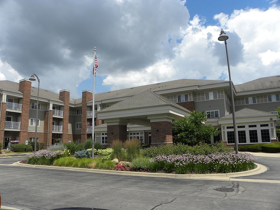 2nd image of 801 N McLean Blvd APT 252