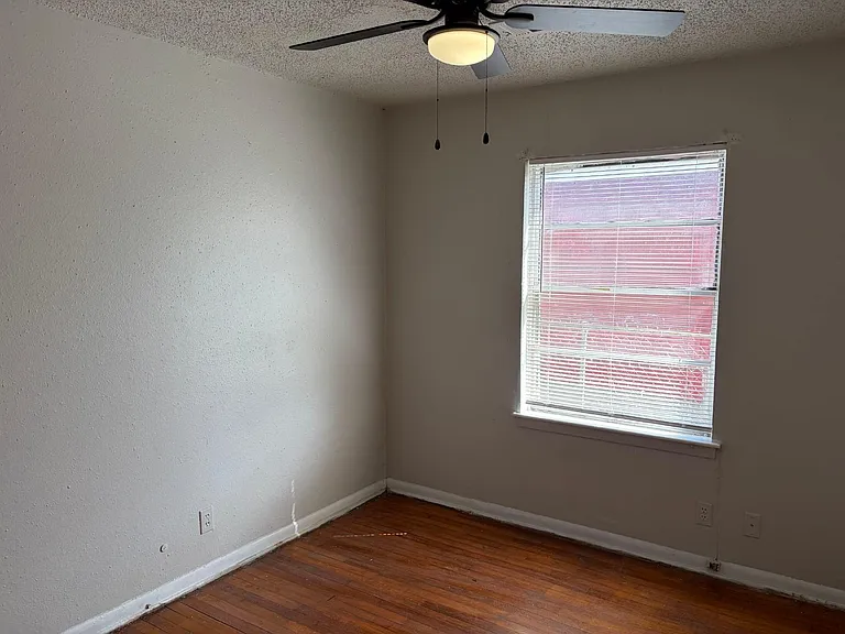 5530 Lakefield Dr — Photo 12