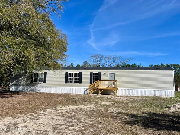3377 Sandy Hills Drive NE, Leland, NC 28451