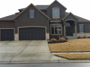 12334 W 164th Ter, Overland Park, KS 66062